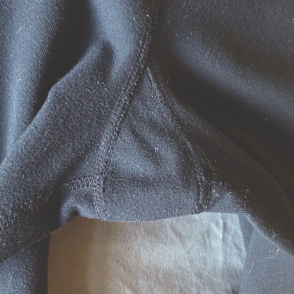 Lululemon Yoga Pant. Cropped wide leg yoga in black size 4. - Picture 4 of 7